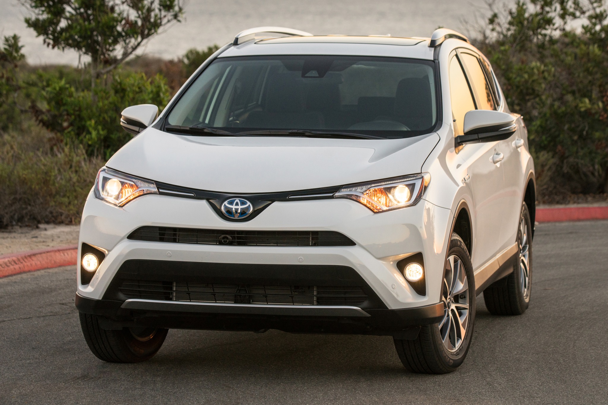 2016 Toyota RAV4 Hybrid Specs, Prices, VINs & Recalls AutoDetective